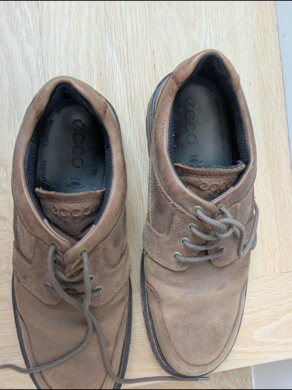 Ecco Fusion Brown Leather Lace-Up Men's Casual Dress Shoes